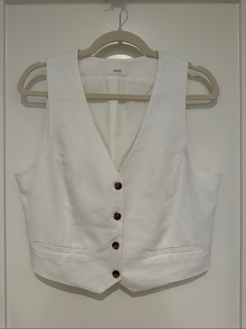 H&M Crisp White Button-Front Vest - S